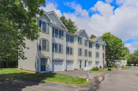 1 Peach St #1, Concord, NH 03301