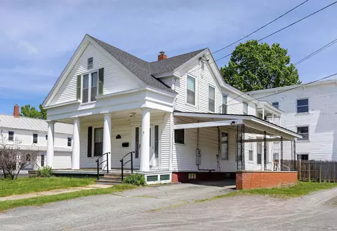 114 Church St, Saint Johnsbury, VT 05819
