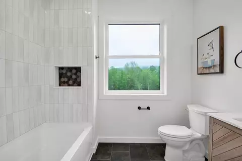 Bath - 162 Carters Way, Jericho, VT 05465 photo 4 of 6