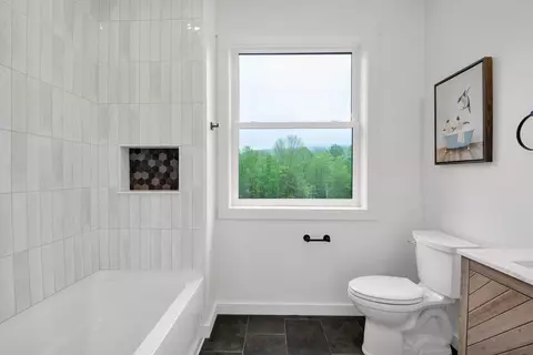 Bath - 162 Carters Way, Jericho, VT 05465 photo 4 of 6