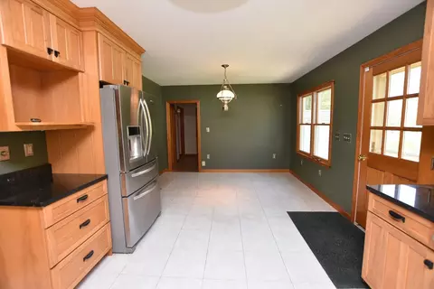 Kitchen - 2573 Rte 4a, Castleton, VT 05735 photo 3 of 5