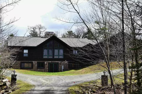 58 Stone Ledge Rd, Littleton, NH 03561
