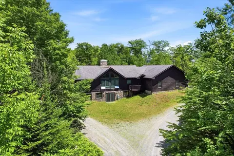 58 Stone Ledge Rd, Littleton, NH 03561
