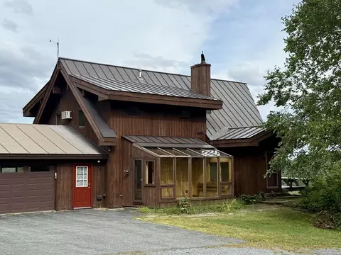 Exterior - 2208 Backway Rd, Corinth, VT 05039 photo 5 of 24