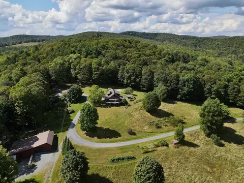 View/Area - 2208 Backway Rd, Corinth, VT 05039 photo 6 of 10