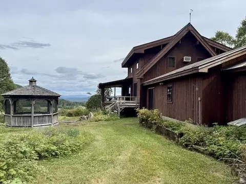 Exterior - 2208 Backway Rd, Corinth, VT 05039 photo 9 of 24