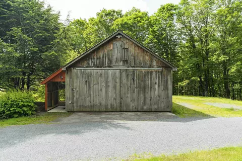 Exterior - 2208 Backway Rd, Corinth, VT 05039 photo 23 of 24