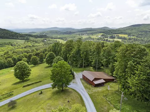 View/Area - 2208 Backway Rd, Corinth, VT 05039 photo 4 of 10