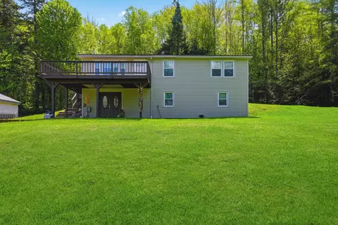 1326 Lost Nation Rd, Northumberland, NH 03582