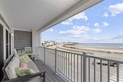 377 Ocean Blvd #3, Hampton, NH 03842