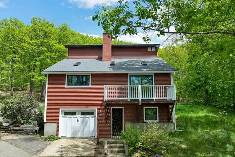 218 Main St, Alton, NH 03809