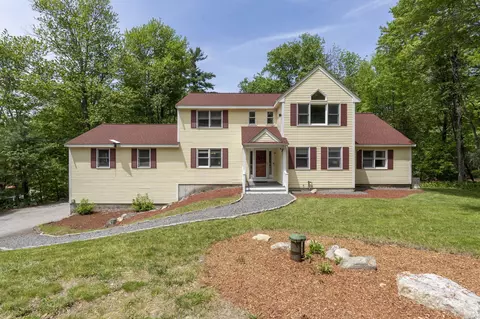 10 Mountain Rd, Brookline, NH 03033