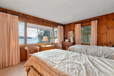 Bedroom - 74 Keewaydin Rd, Wolfeboro, NH 03894 photo 2 of 9