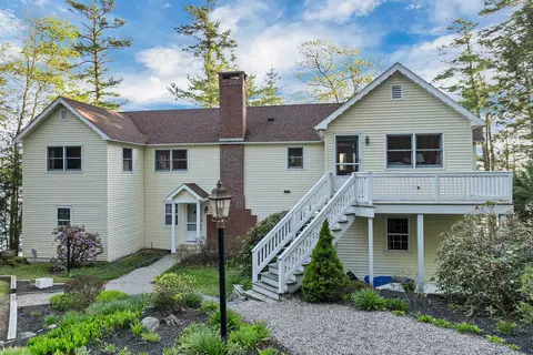 Exterior - 74 Keewaydin Rd, Wolfeboro, NH 03894 photo 11 of 15