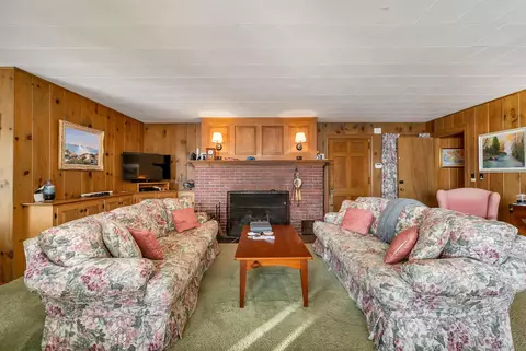 Living - 74 Keewaydin Rd, Wolfeboro, NH 03894 photo 1 of 10