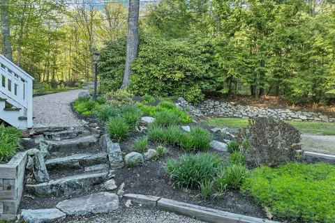 Exterior - 74 Keewaydin Rd, Wolfeboro, NH 03894 photo 5 of 15