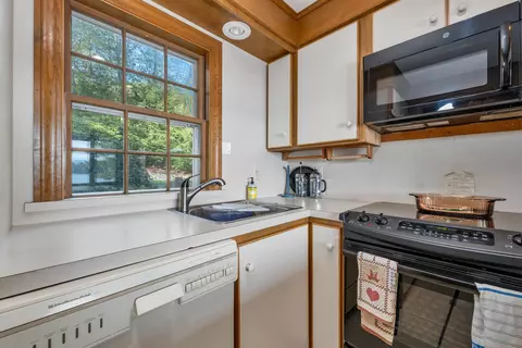 Kitchen - 74 Keewaydin Rd, Wolfeboro, NH 03894 photo 2 of 3