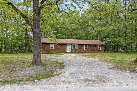 652 Cold River Rd, Clarendon, VT 05759
