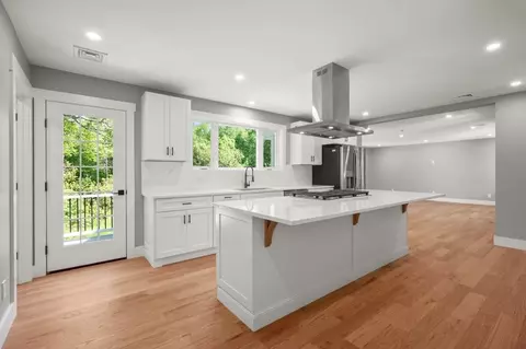 Kitchen - 113 South Rd, Kensington, NH 03833 photo 2 of 4