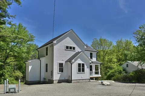 Exterior - 113 South Rd, Kensington, NH 03833 photo 6 of 9