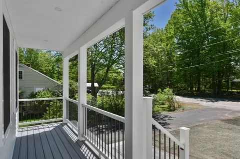Exterior - 113 South Rd, Kensington, NH 03833 photo 3 of 9