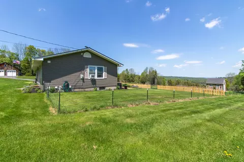 Exterior - 938 Stevens Rd, Barton, VT 05822 photo 4 of 27