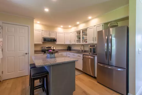 Kitchen - 938 Stevens Rd, Barton, VT 05822 photo 3 of 4