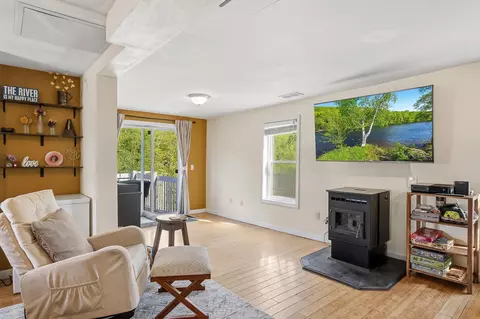 Living - 10 River St, Gorham, NH 03581 photo 3 of 8