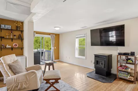 Living - 10 River St, Gorham, NH 03581 photo 8 of 8
