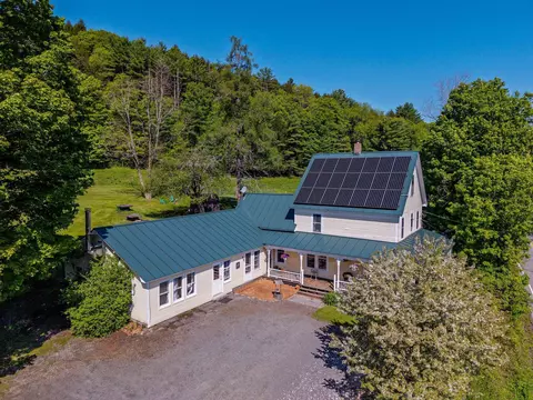 8493 Vt Route 113, Post Mills, VT 05058