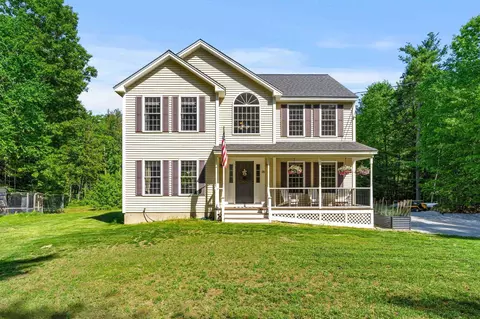 28 Rossdale Ln, Weare, NH 03281