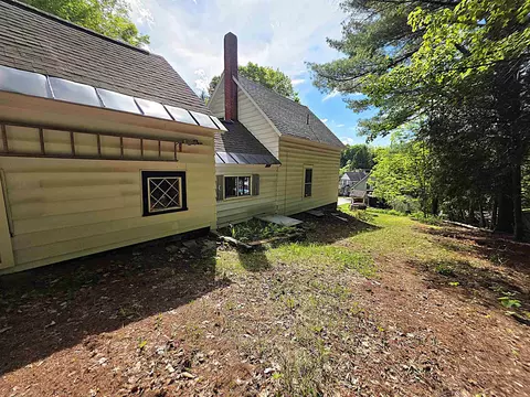 Exterior - 2 Union St, Barre, VT 05641 photo 5 of 5