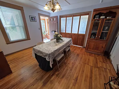 Dining - 2 Union St, Barre, VT 05641 photo 1 of 4