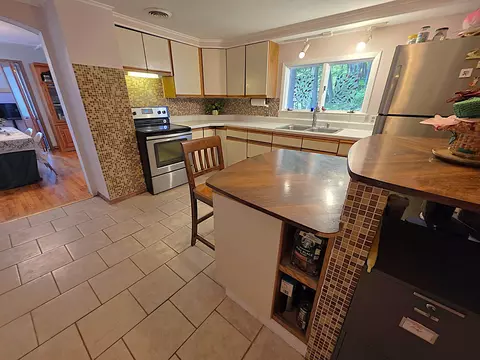 Kitchen - 2 Union St, Barre, VT 05641 photo 1 of 3