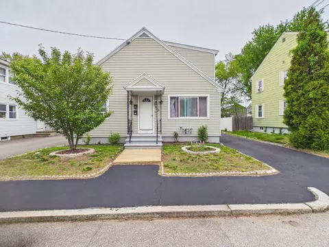 852 Clay St, Manchester, NH 03103