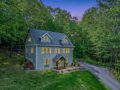 48 Meadow Ln, Campton, NH 03223