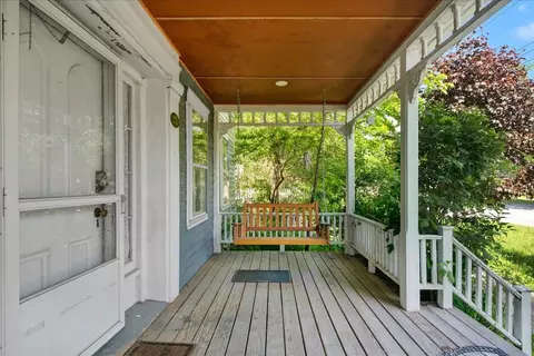 21 Seminary St, Middlebury, VT 05753