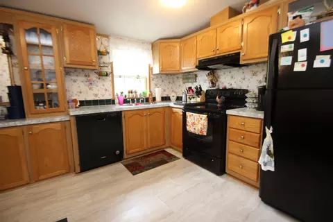Kitchen - 8 E Parkside Ter, Barre, VT 05641 photo 1 of 3