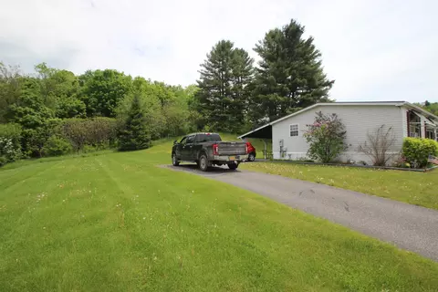 Exterior - 8 E Parkside Ter, Barre, VT 05641 photo 5 of 5