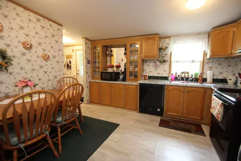Kitchen - 8 E Parkside Ter, Barre, VT 05641 photo 3 of 3