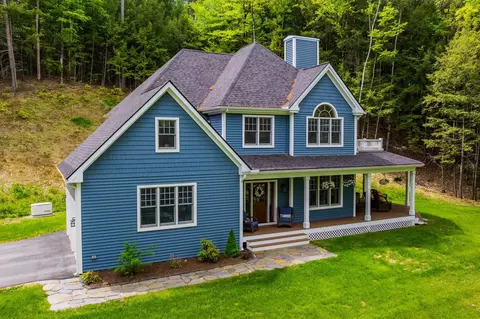 52 Old County Rd, Plainfield, NH 03781