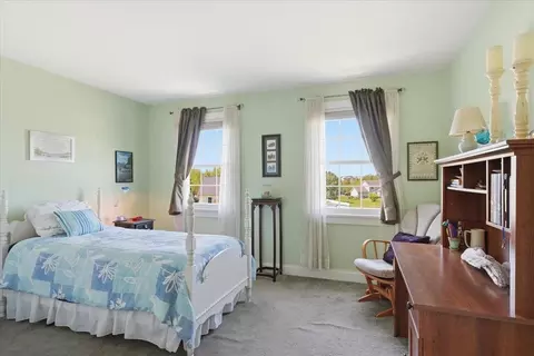 Bedroom - 585 Hanon Dr, Williston, VT 05495 photo 6 of 7