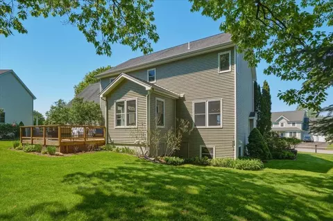 Exterior - 585 Hanon Dr, Williston, VT 05495 photo 5 of 8