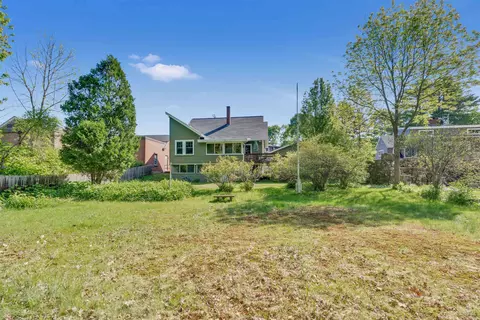 Exterior - 173 Winnacunnet Rd, Hampton, NH 03842 photo 5 of 8