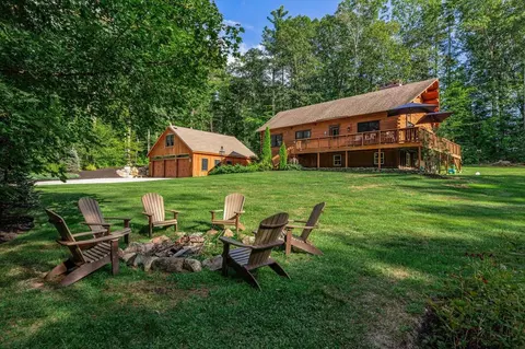 19 Elm Hill Rd, Peterborough, NH 03458