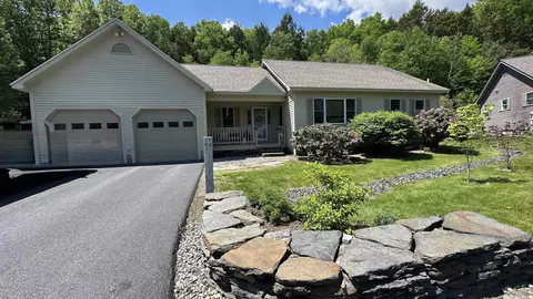 94 Brets Rd, Brattleboro, VT 05301