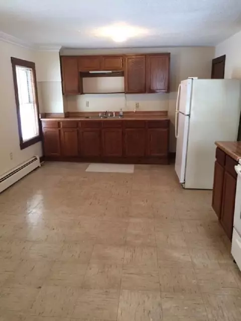 Kitchen - 19 Intervale Rd, Wilton, NH 03086 photo 1 of 2