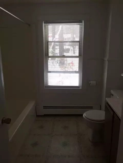 Bath - 19 Intervale Rd, Wilton, NH 03086 photo 1 of 1
