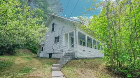 50 Bates Rd, Cavendish, VT 05142
