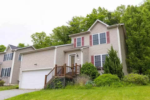 233 Abigail Dr #13, Colchester, VT 05446